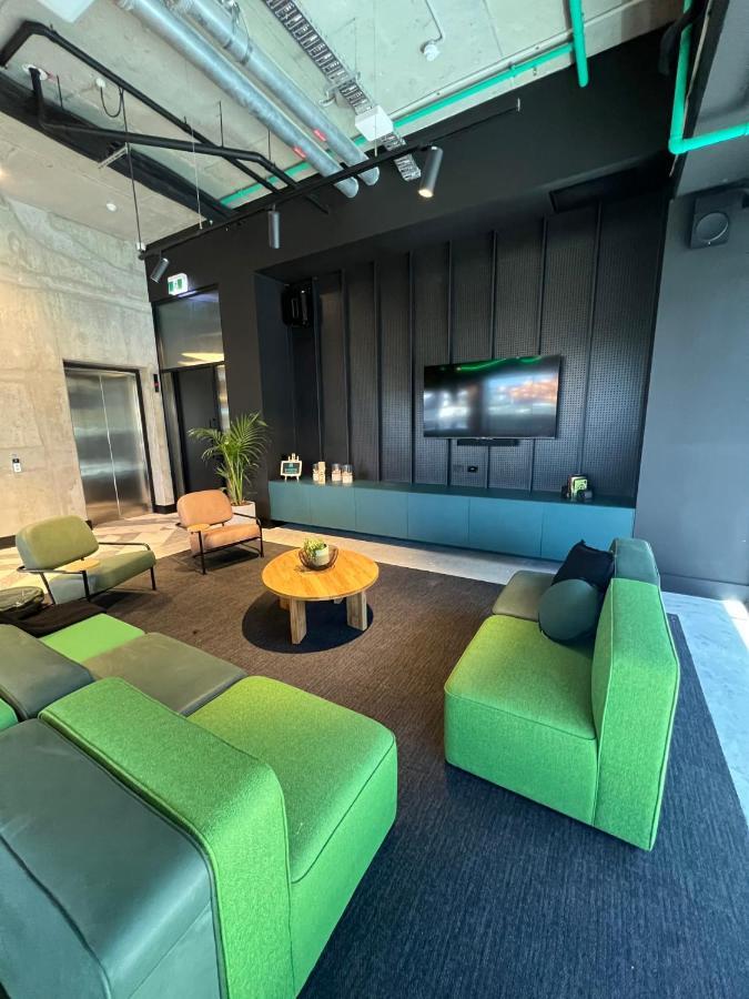 Modern Co-Living Apartments In Perth Central Exterior photo